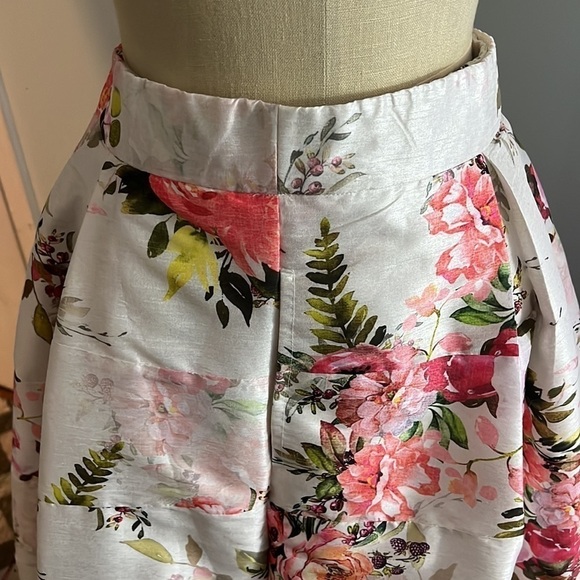 eShakti Fully Lined Floral Fancy Skirt with Pockets Size 2X 20W - Picture 7 of 12
